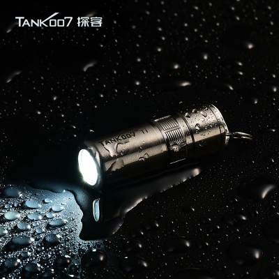 Tank007探客廠(chǎng)家直銷(xiāo)純鈦E15超亮led迷你小手電筒 超便攜小手電可定制批發(fā)